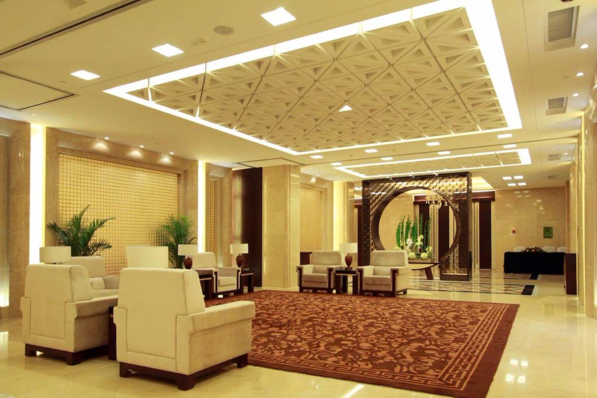 Luxemon Xinjiang Yindu Hotel Urumqi Ngoại thất bức ảnh