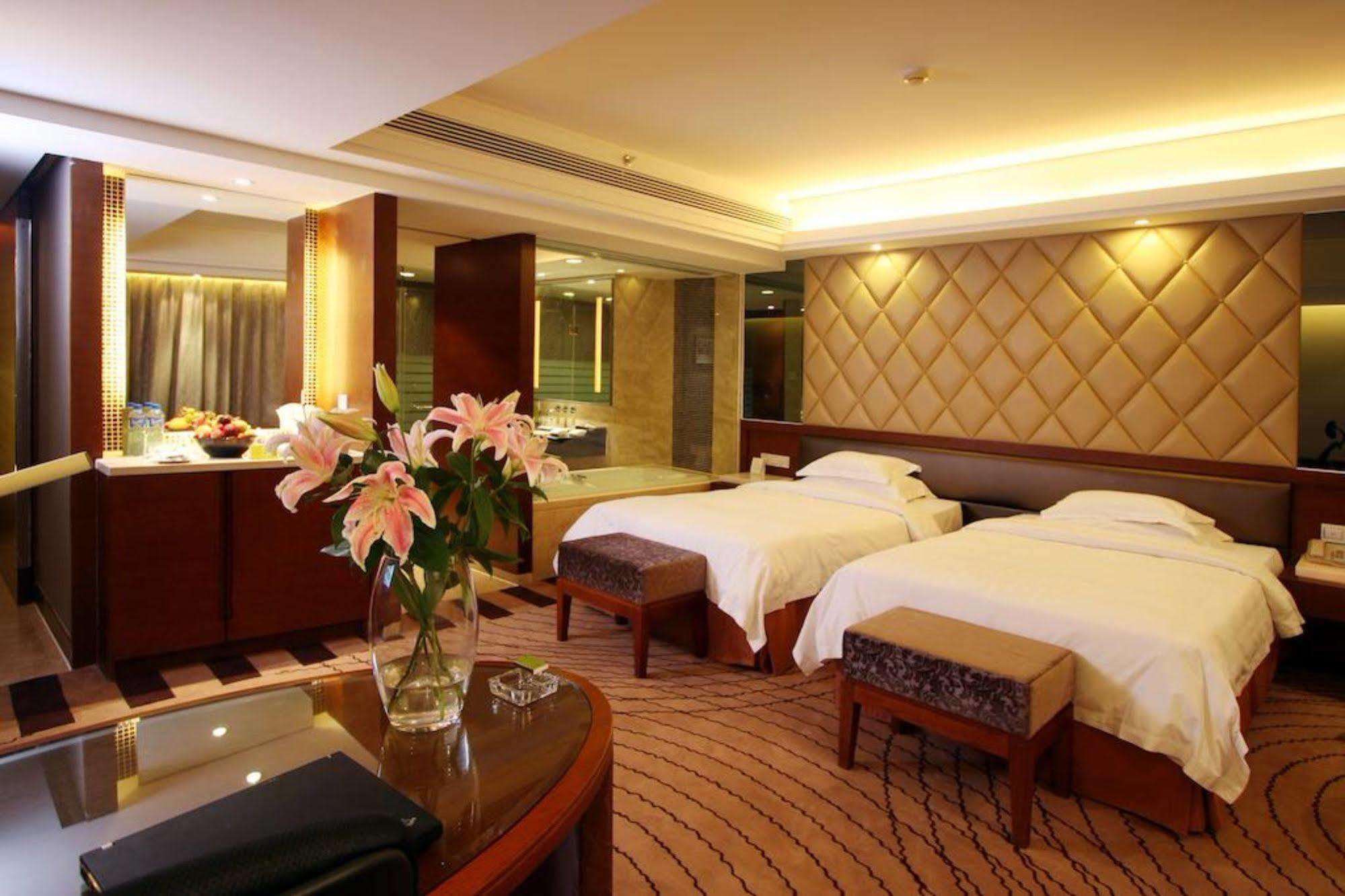 Luxemon Xinjiang Yindu Hotel Urumqi Ngoại thất bức ảnh